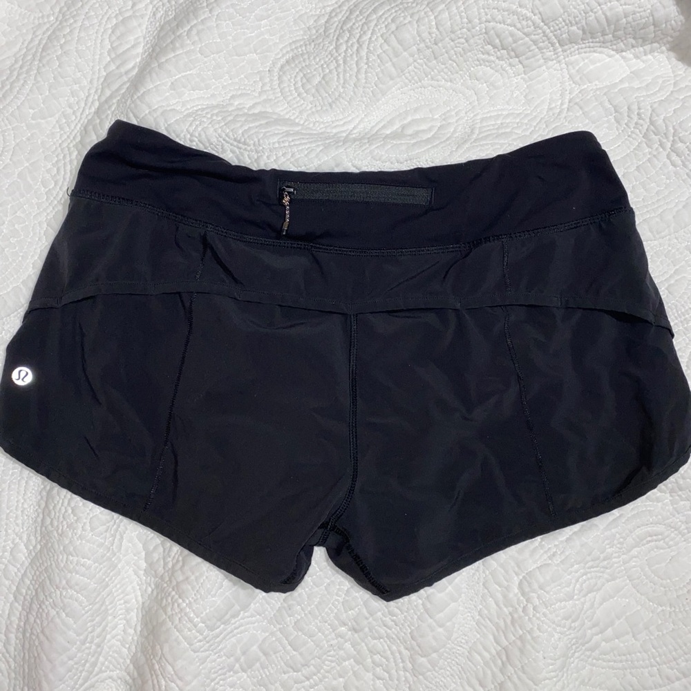 Lululemon 2.5 speed up shorts
